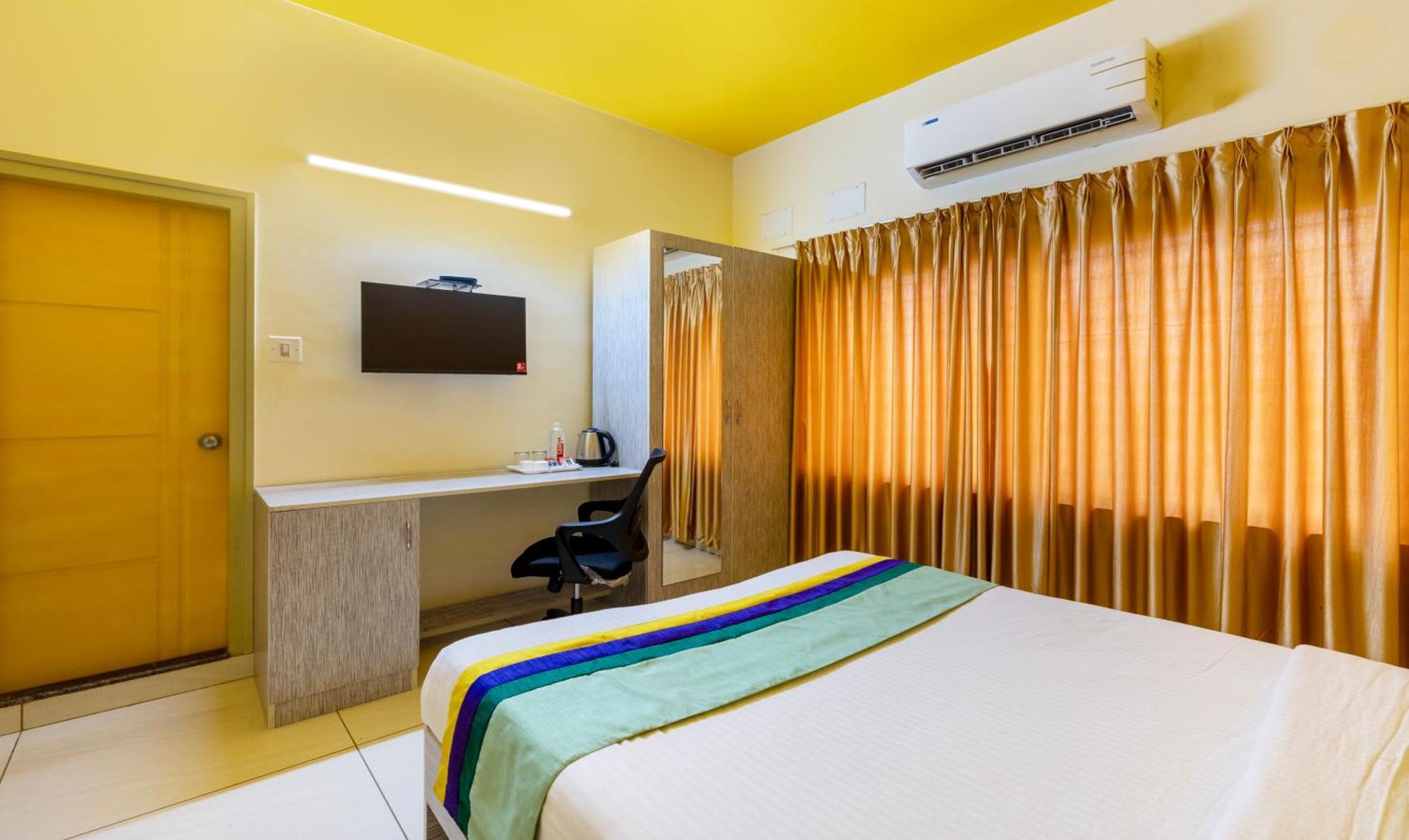 Treebo Four Seasons Hotel Mysore Exterior photo